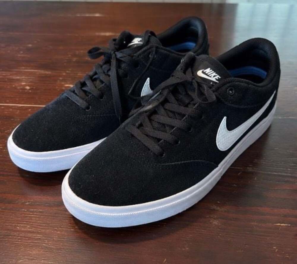 Nike Charge Suede Skateboarding Shoes Black/White